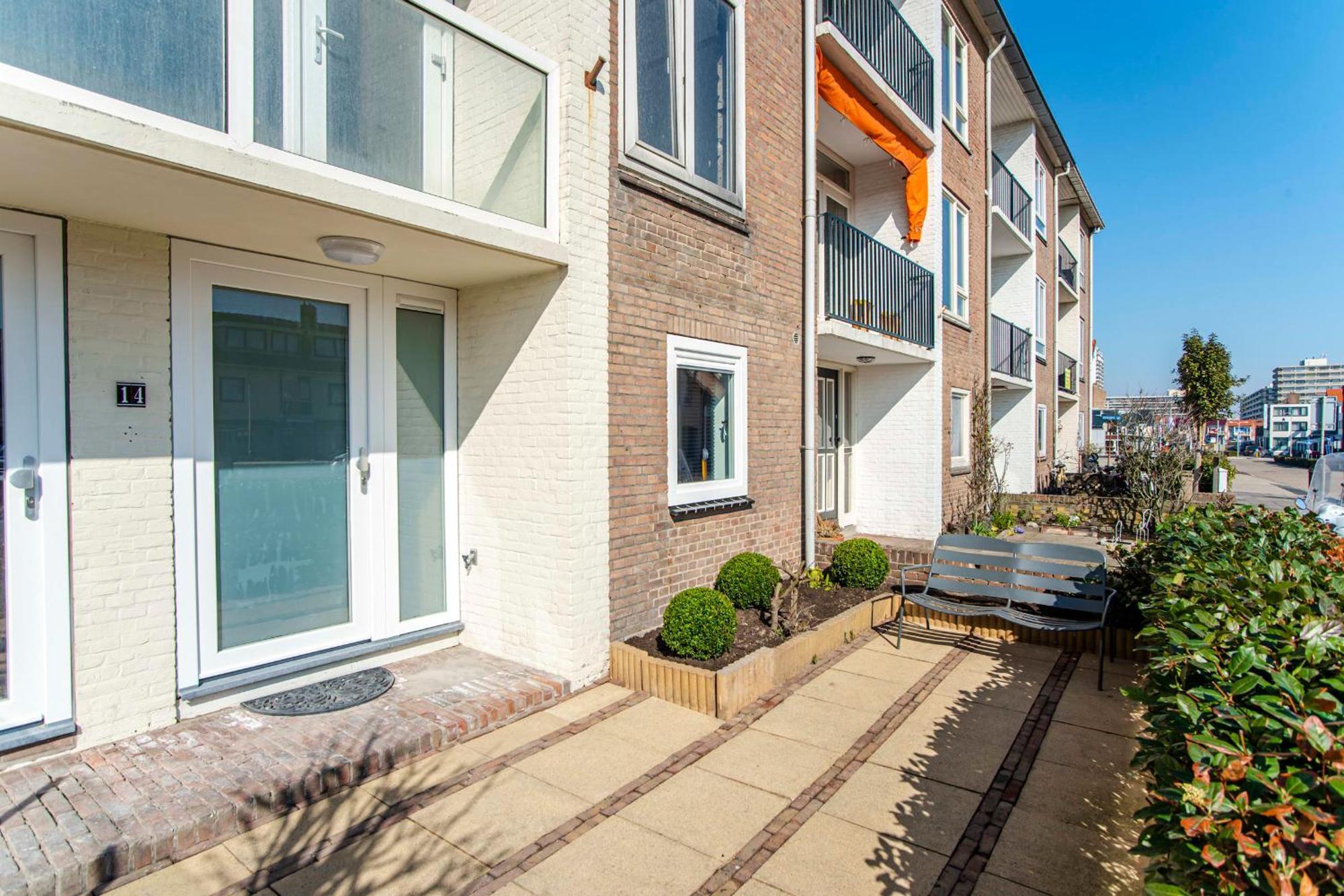 La Casa Verano With Private Parking Зандфорт Экстерьер фото